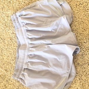 Lululemon HottyHot 2” short